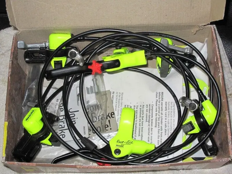 Magura Race line.webp
