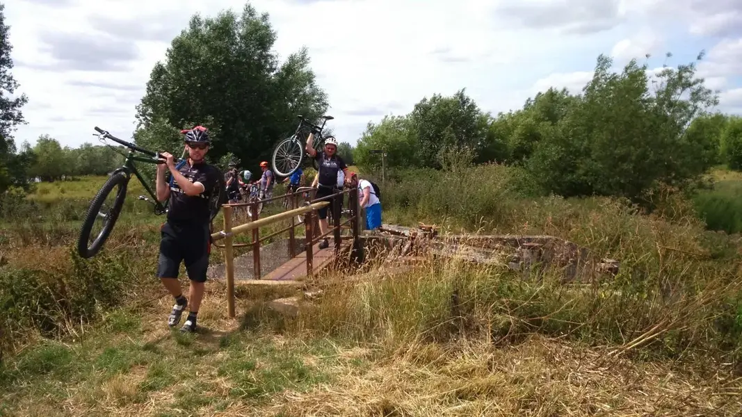 shoulder cycling.webp
