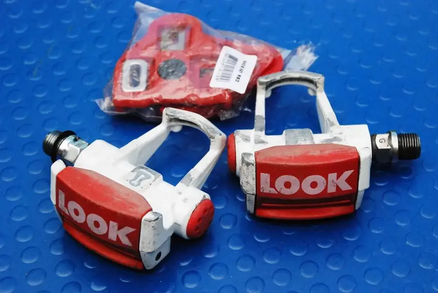 look1.webp