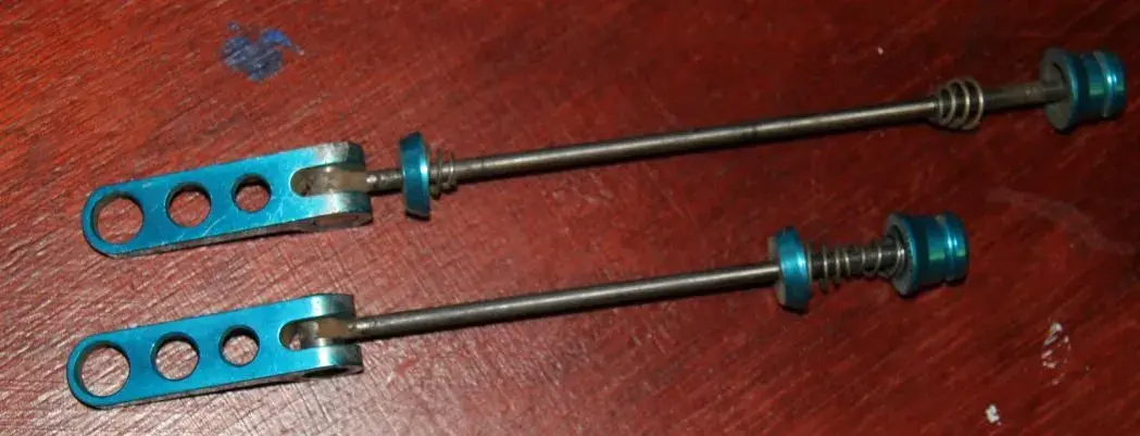 blue skewers.webp