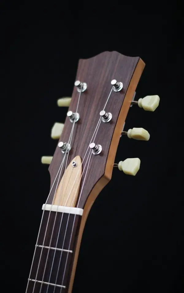 headstock.webp