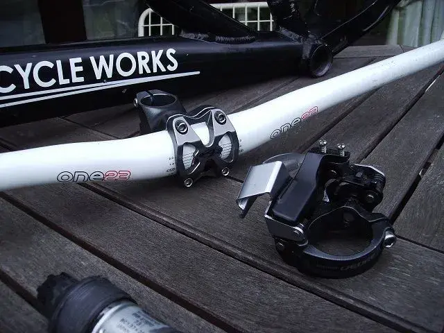 XT750 plus bits 007.webp