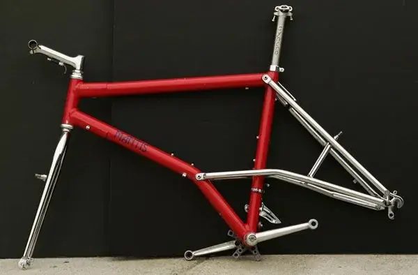 Mantis XCR.webp