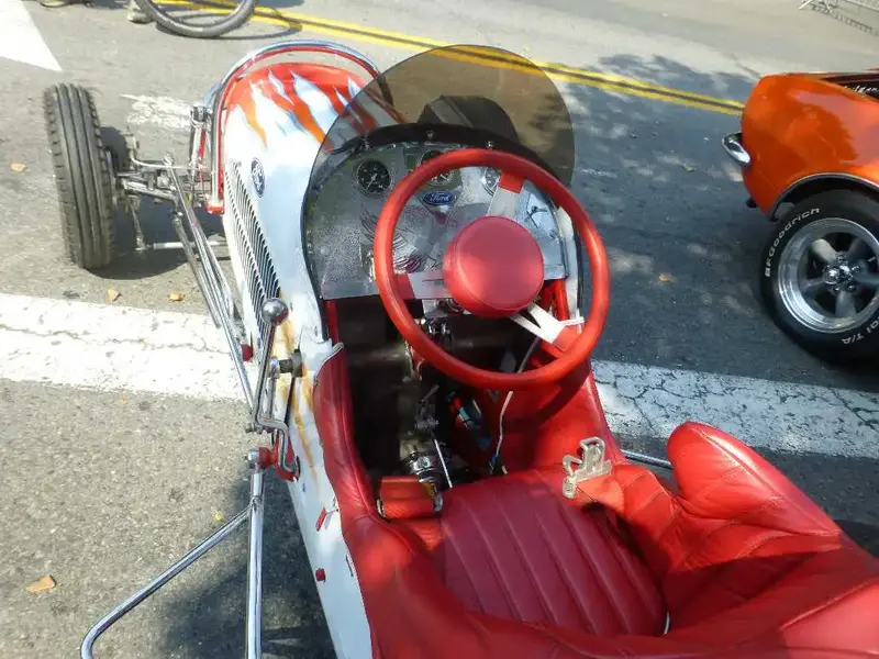 Cockpit.webp