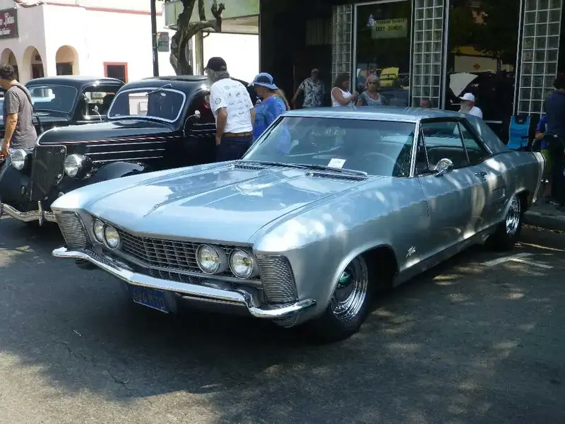 Buick Riveria.webp
