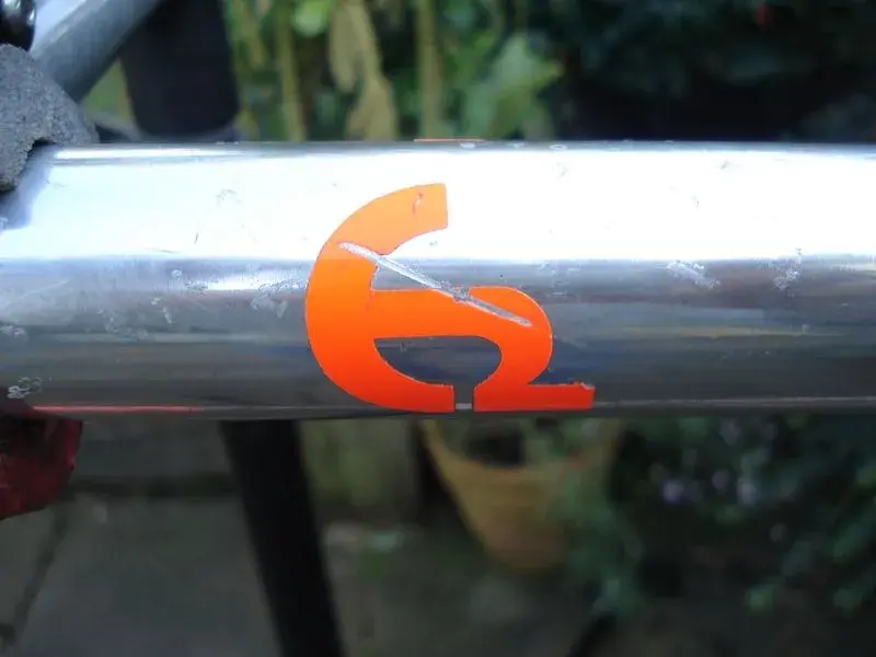 e2decal1.webp