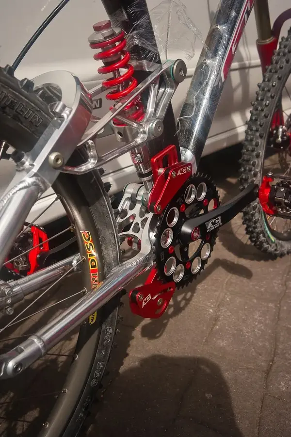 FB LOBO retro sts-0006201500062015.webp