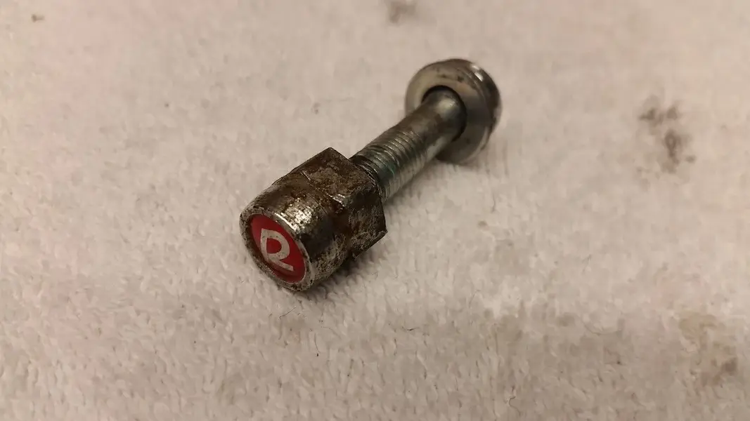 Seat post bolt.webp