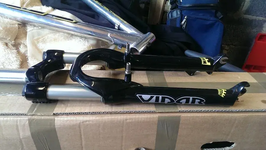 Magura forks.webp