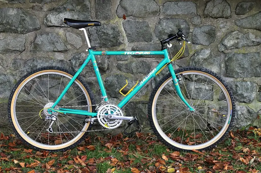 retrobike2.webp