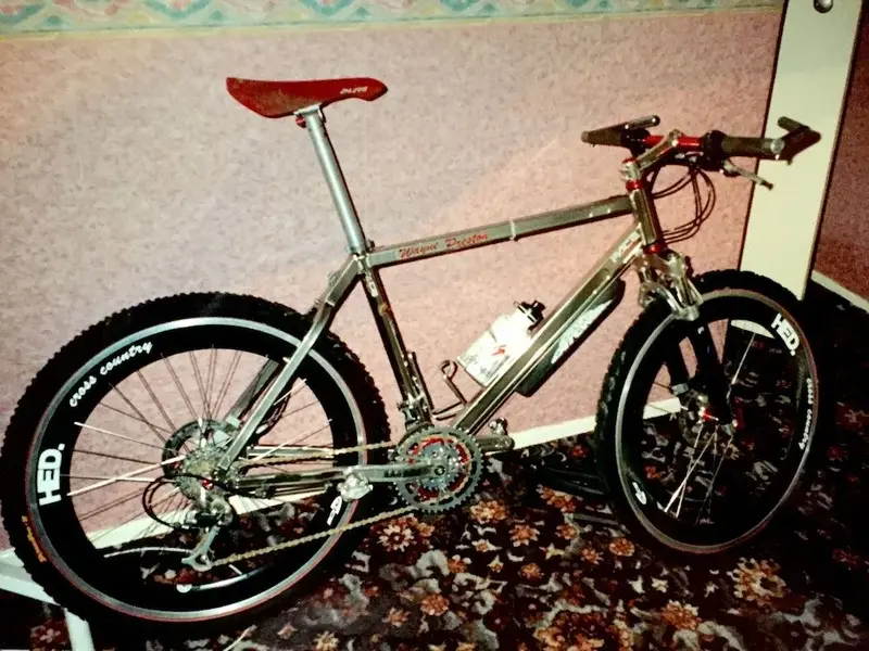 Pace_Team_Bike.webp