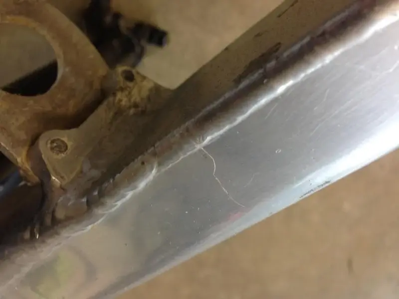 Swingarm crack small.webp