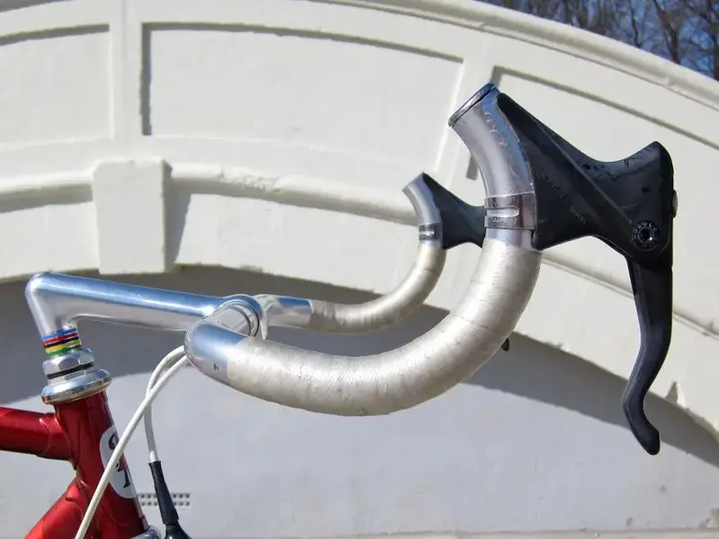 Velo Cafe - Ian Cammish Bike - Cinelli Bars.webp
