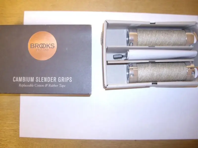 Brooks grips.webp