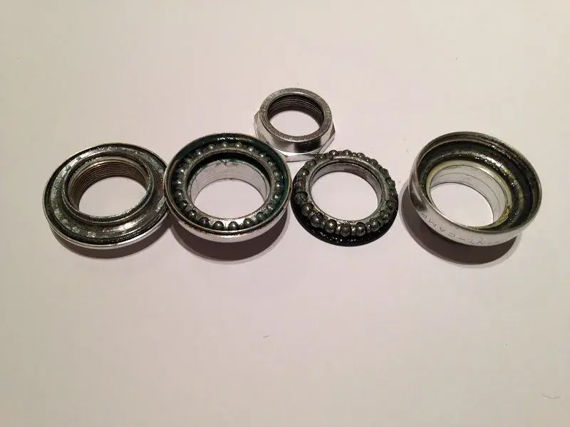 Campag Headset 2 RB.webp
