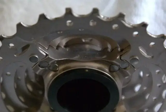 cs-m900-q close-up.webp
