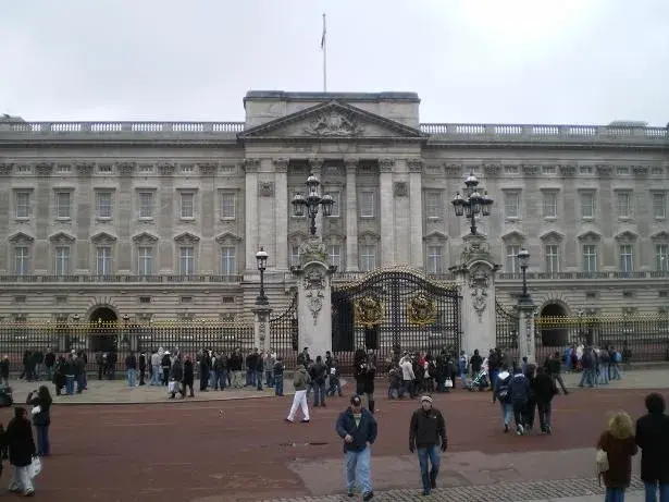 london pics and bike pics 001resize.webp