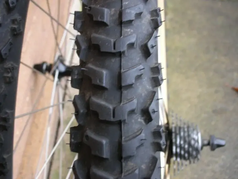 Tyres 014.webp