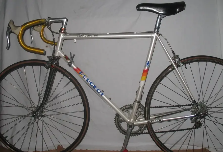 EX ANC HALFORDS TEAM BIKE STEVE JONES PEUGEOT 531 PRO Retrobike