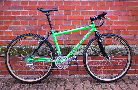 1990 Equipe.webp