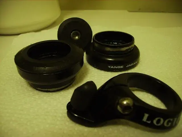 headset etc 002.webp