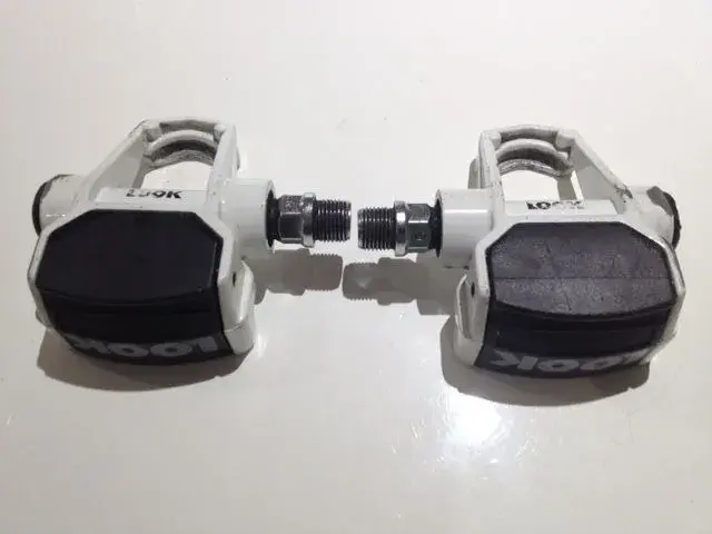 Mavicpedal3.webp
