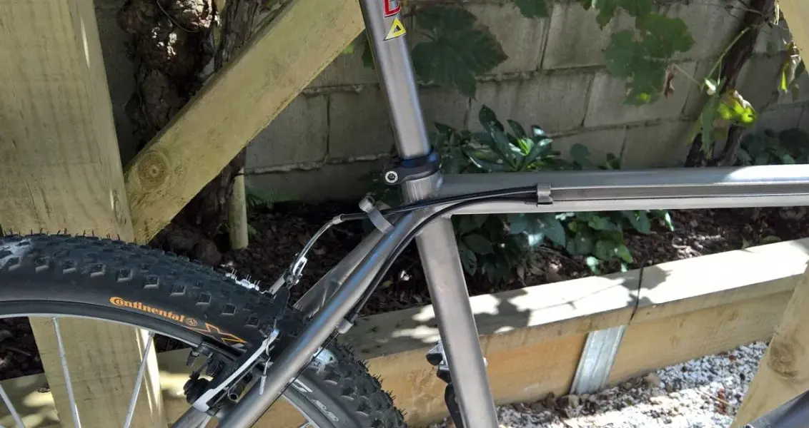 Unknown_Ti_seatpost.webp