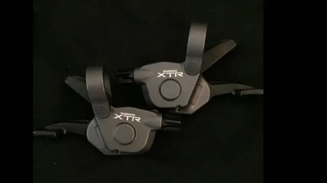 xtr-shifter-pods-m950-1.webp