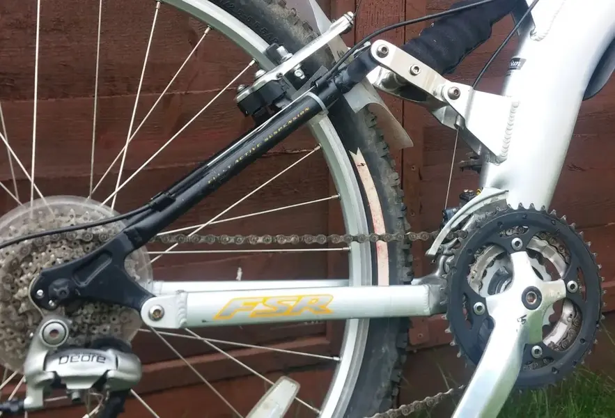 r rear.webp