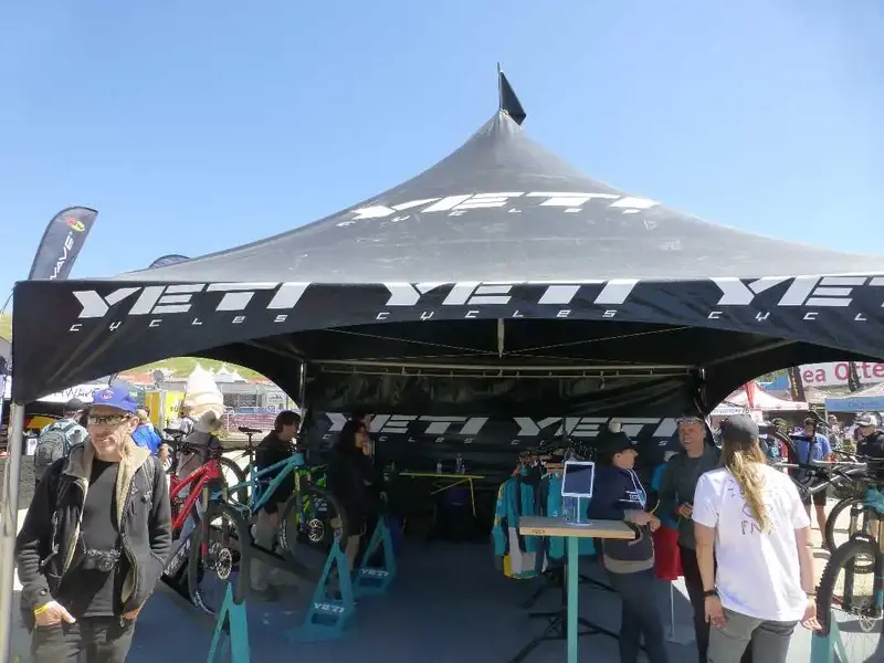 Dave and the Yeti booth.webp