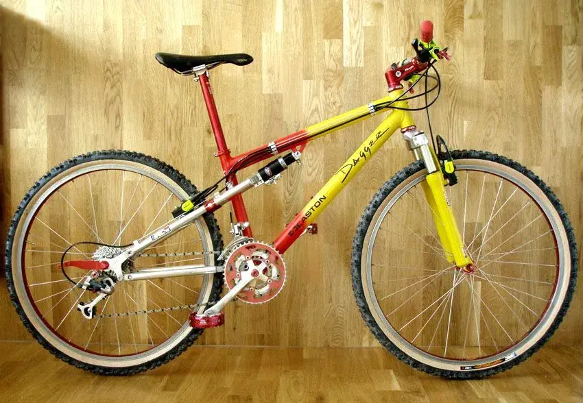 Dagger1995.webp
