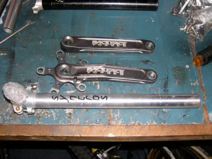 raceface cranks and syncros post.webp