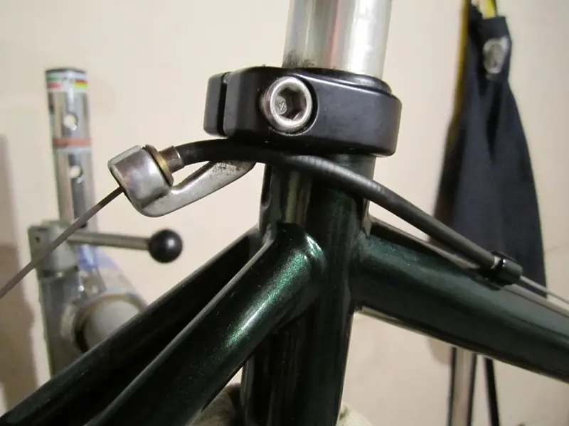 Old-Cross-Check-Cable-Hanger.webp