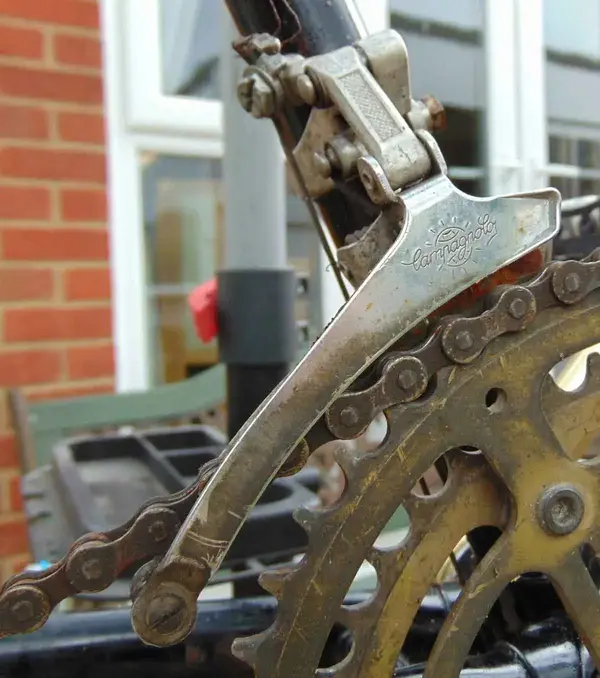 Front_derailleur_2_low_res.webp