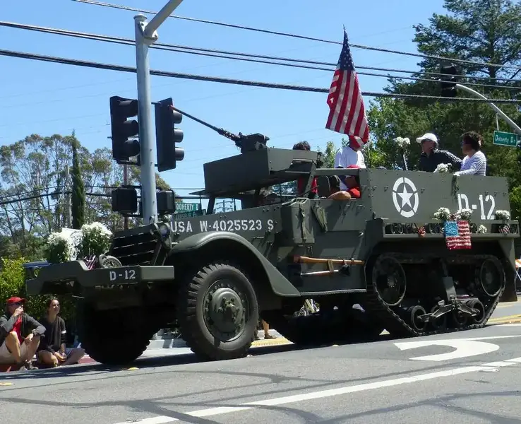 WW11 Halftrack.webp
