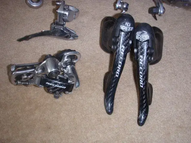Record 10 speed close up.webp