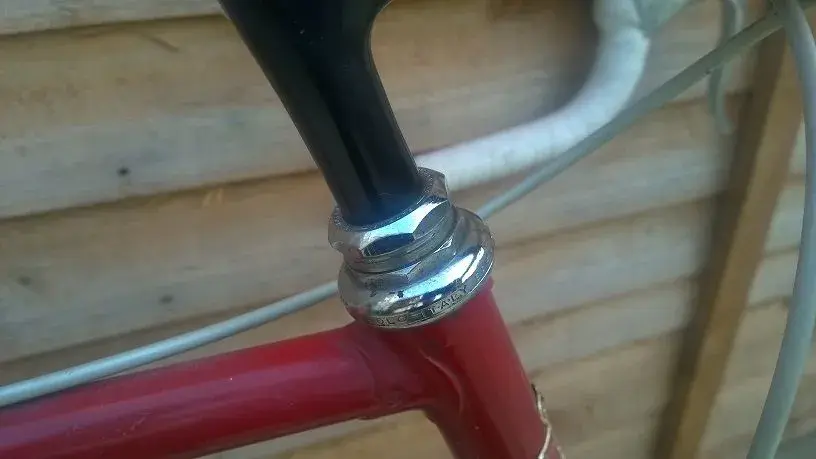 Holdsworth headset1.webp