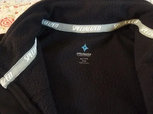Spesh jacket 003.webp