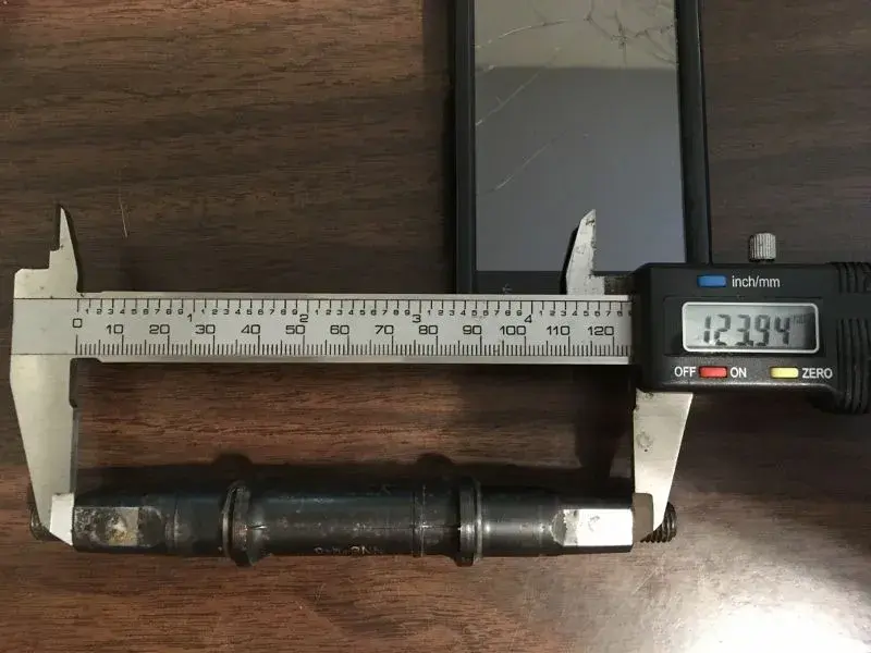 original spindle on 1988 hardrock 124mm (800x600).webp