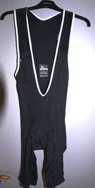 Isadore Classic Black front.webp