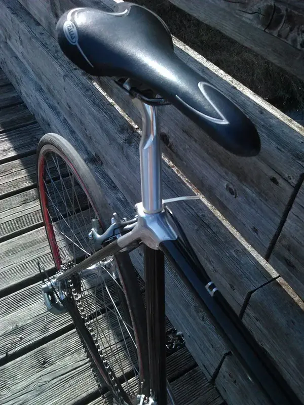 AluCarbon_saddle.webp