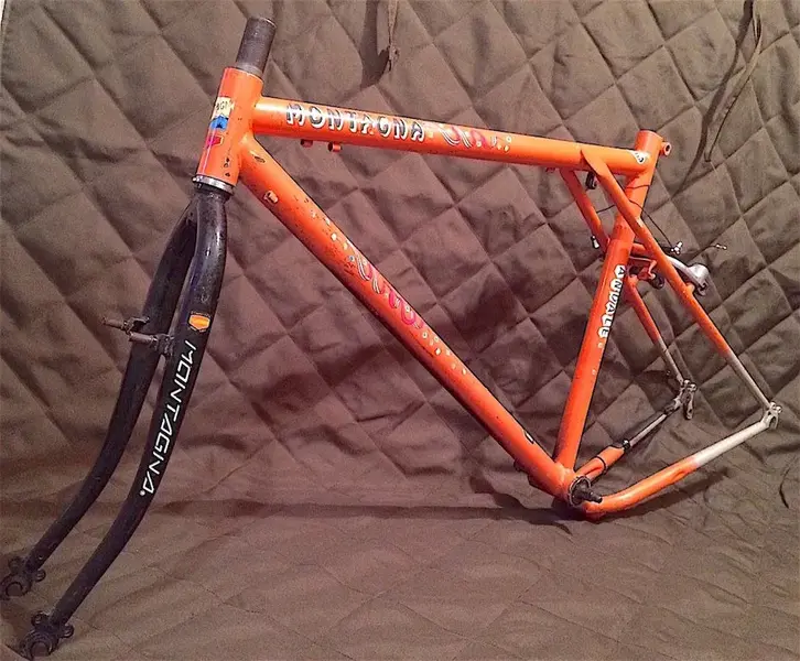 Montagna side front.webp