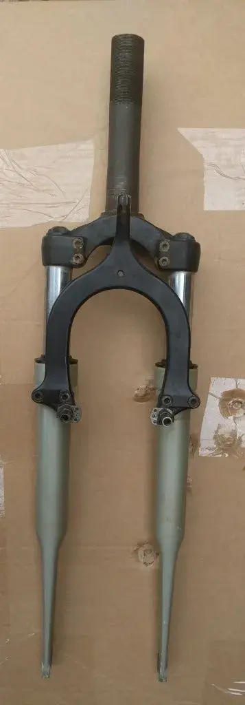 Forks from front.webp