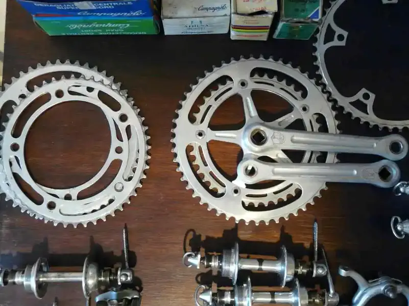 Campagnolo Chainset.webp