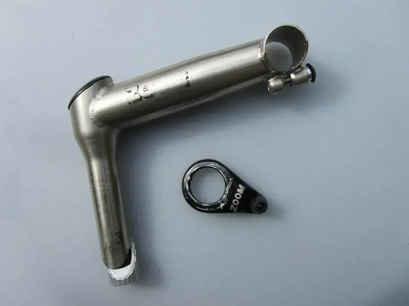 zoom stem_R.webp