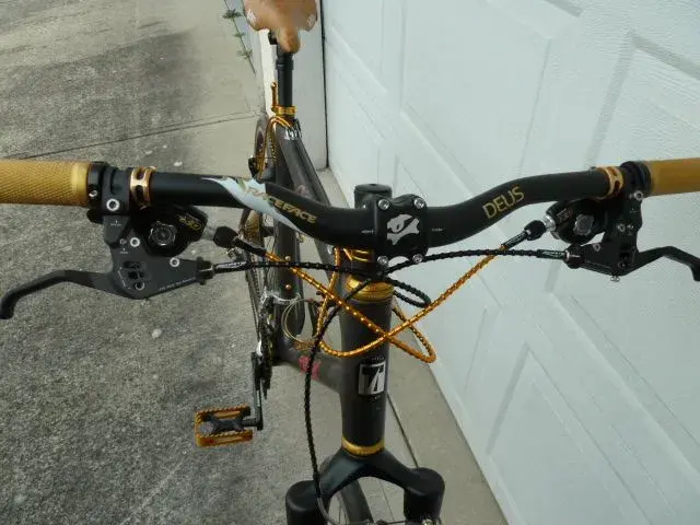 Trek 9800 OCLV 007.webp