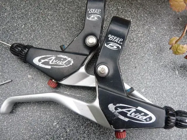 Avid brakes etc 003.webp
