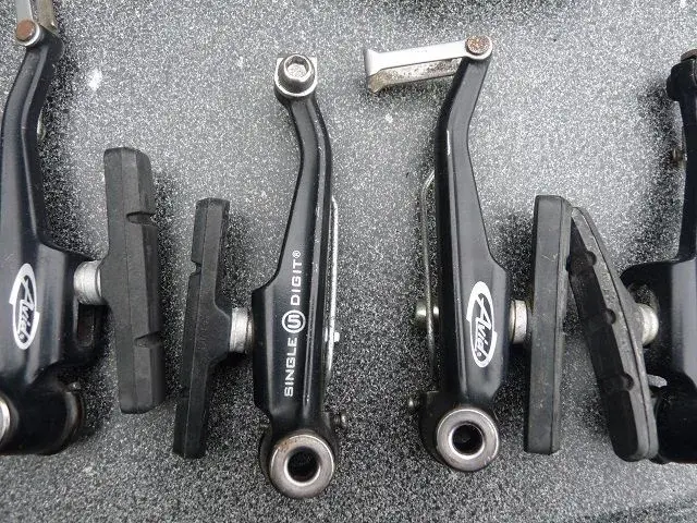 Avid brakes etc 002.webp