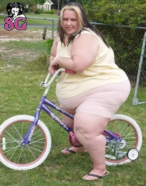fat-girl-riding-a-bicycle.webp