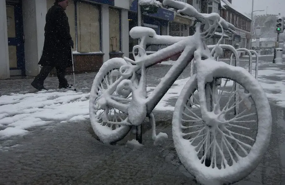 snow bike.webp